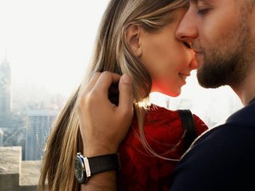 How To Make A Libra Man Fall In Love With You – 5 Useful Tips
