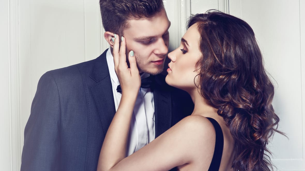 How To Attract A Libra Man In February 2021 - Libra Man Secrets. 