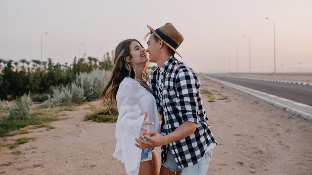 How To Show A Libra Man You’re Interested Without Pushing Him Away